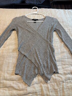 Forever 21 Light Gray Ribbed Wrap V-Neck Sweater